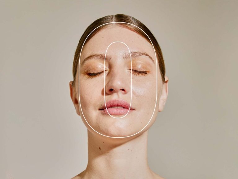 Consultations cosmétologiques pour une bonne routine skincare adaptée à vos besoins. 